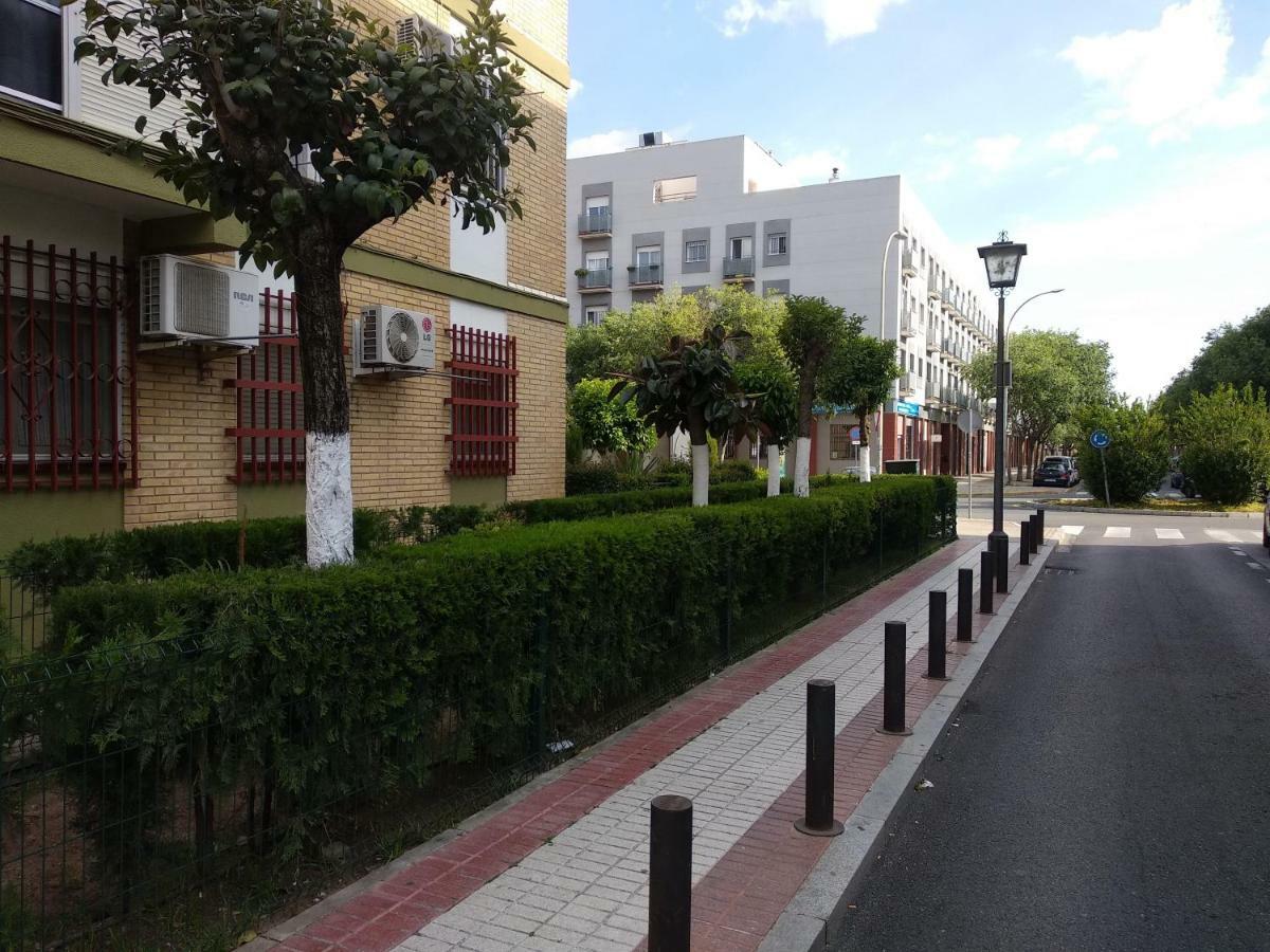 Sevilla Sol Екстериор снимка