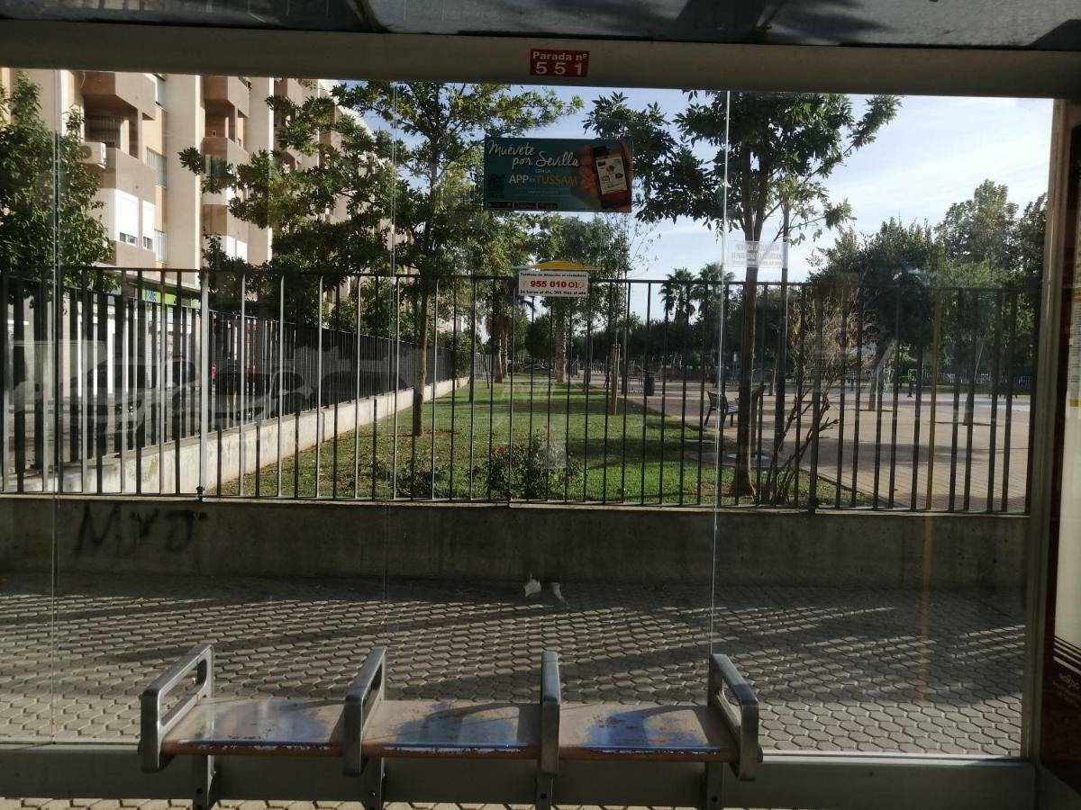 Sevilla Sol Екстериор снимка